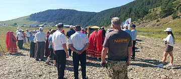 В приток реки Белой выпустили молодь стерляди 